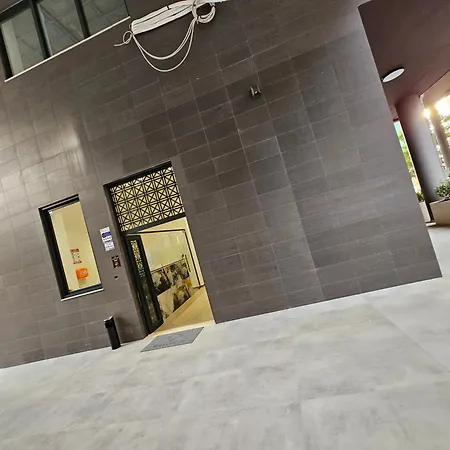 Kdk Apartment *